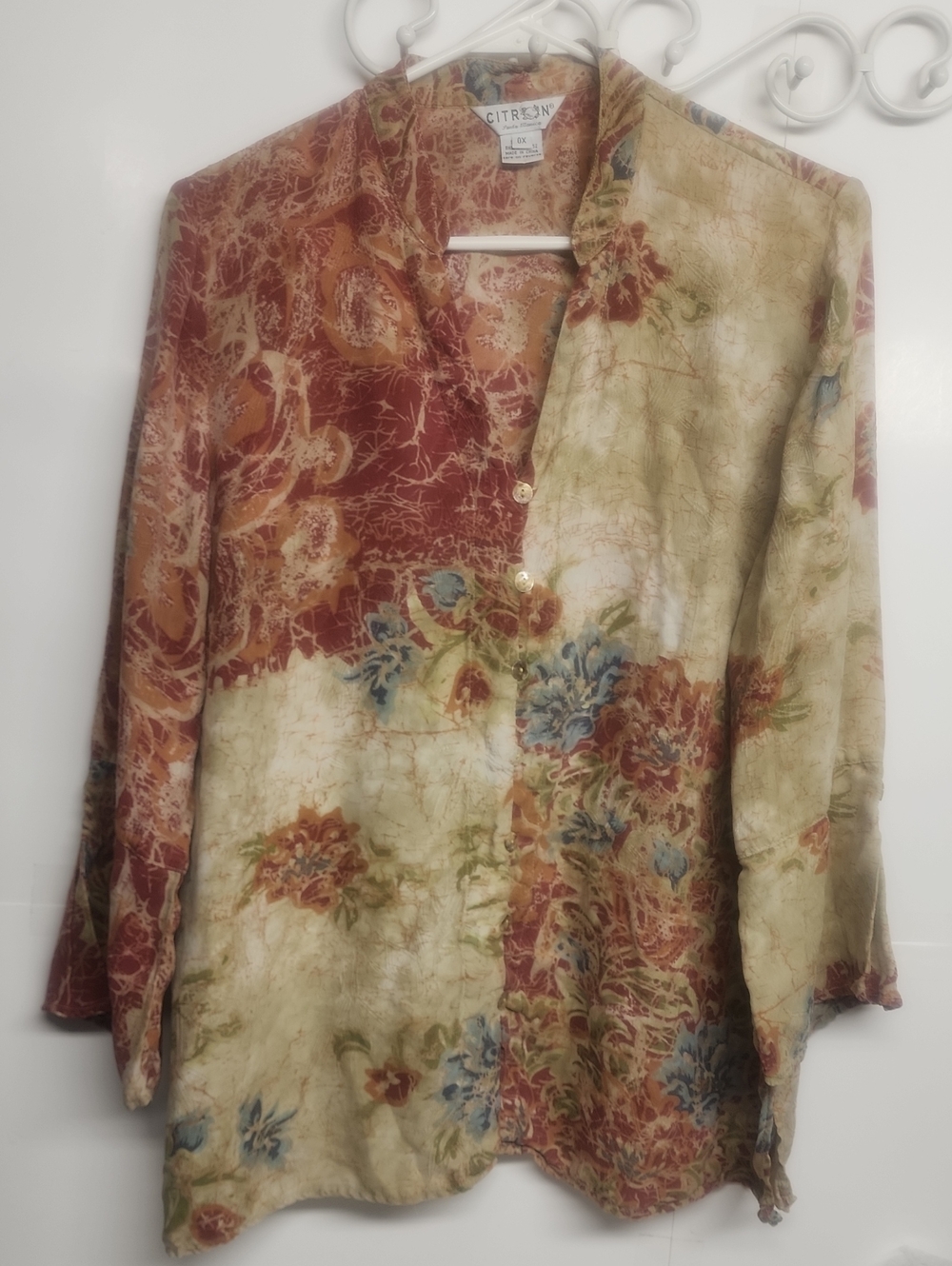 Citron Floral Button-Front Shirt in Cream RustvBlue Green 100% Silk GARDENCORE